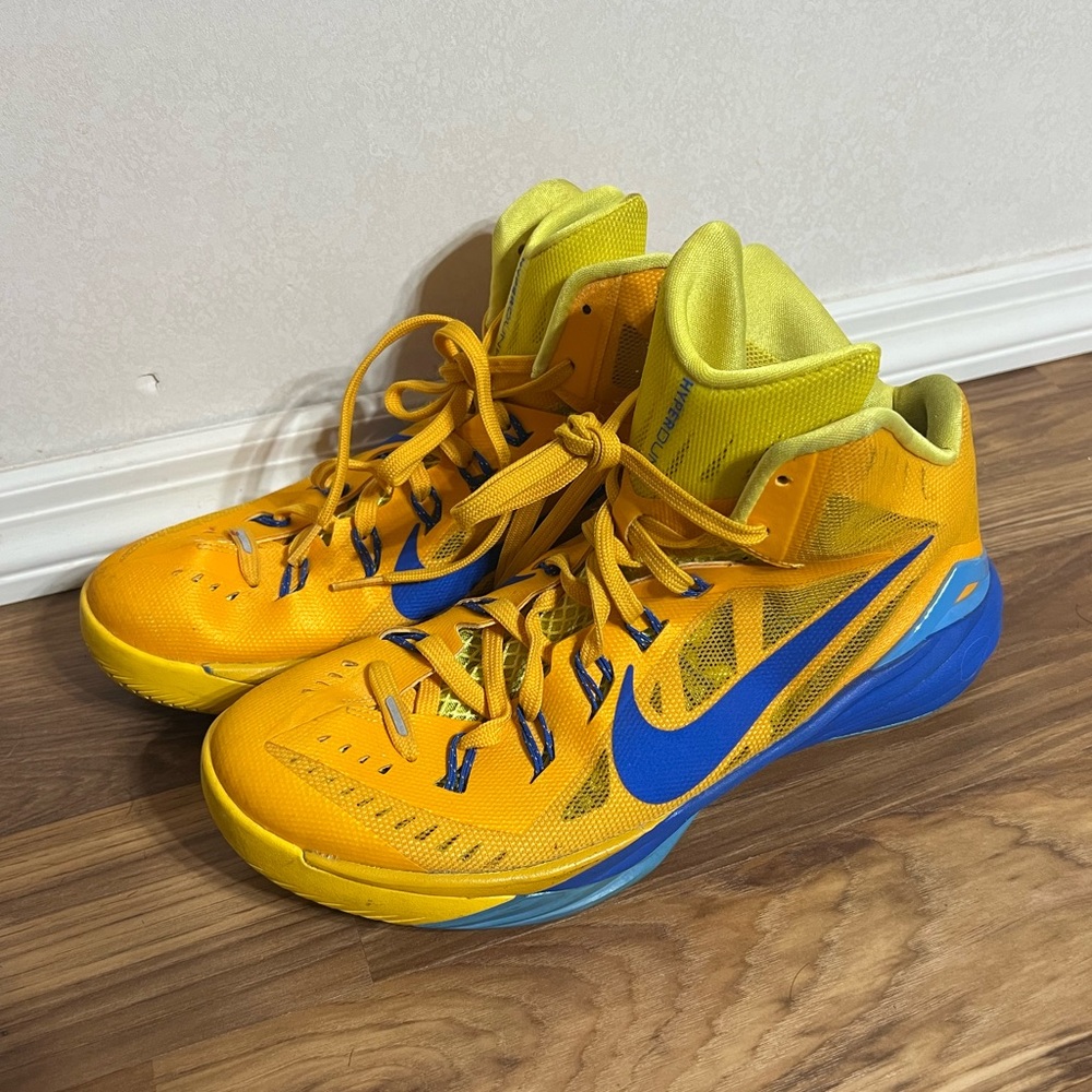 Nike hyperdunk high tops